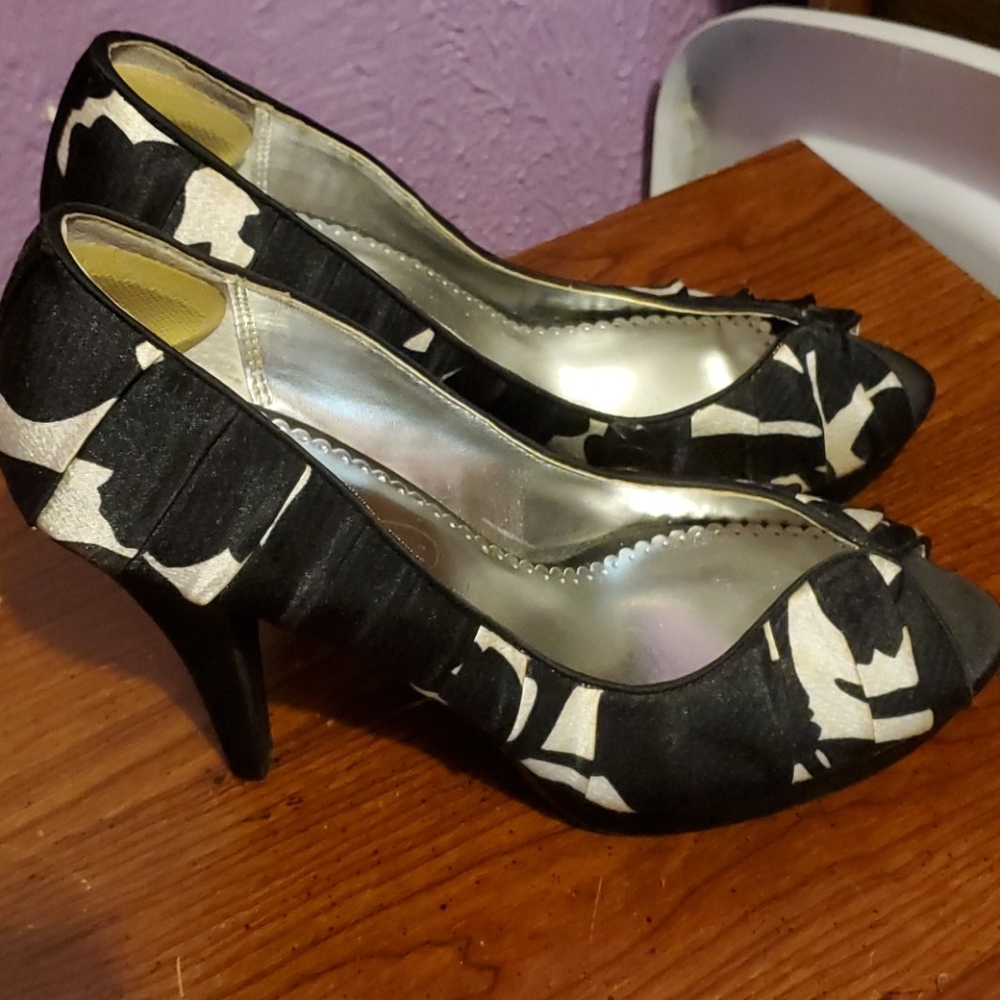 Michael Angelo Heels View 3